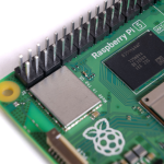 raspberry-pi-launches-$40-5-inch-touch-display-2