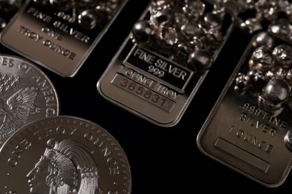 silver-approaches-critical-$50-breakout