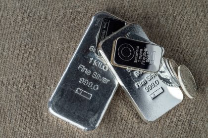 silver-miners-shine-as-global-deficit-deepens