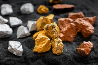 Gold-Shines-as-Copper-Faces-Trade-Pressures-scaled