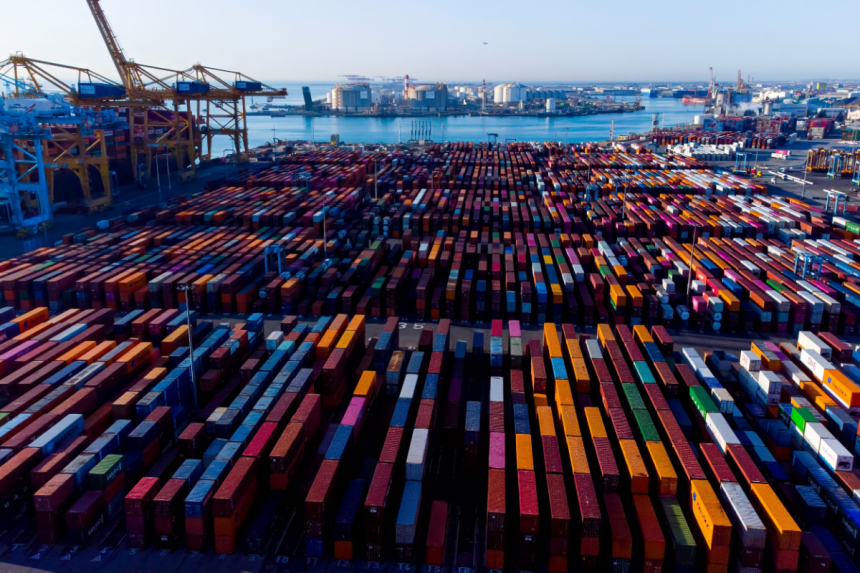 oecd-lifts-global-growth-outlook-despite-tariff-risks
