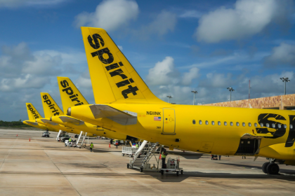 spirit-airlines-retreats-as-rivals-expand