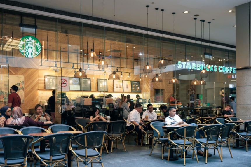 starbucks-faces-long-road-in-turnaround-effort