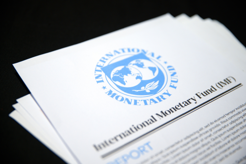 imf-warns-u.s.-debt-to-surpass-italy-and-greece-by-2030