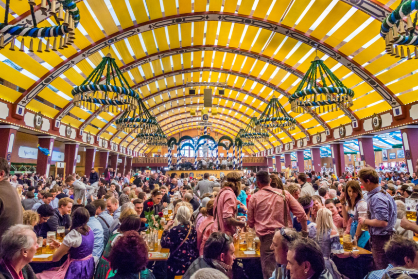 munich’s-oktoberfest-reopens-after-bomb-threat-scare