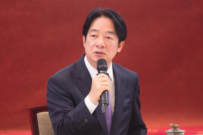taiwan-leader-shows-support-for-japan-amid-china-rift
