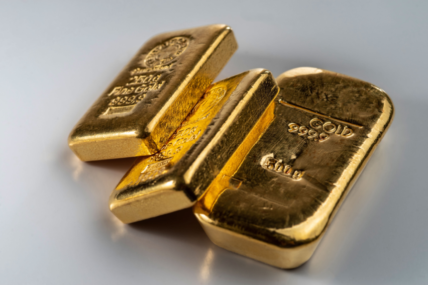 gold-edges-higher-as-rising-unemployment-fuels-rate-cut-bets