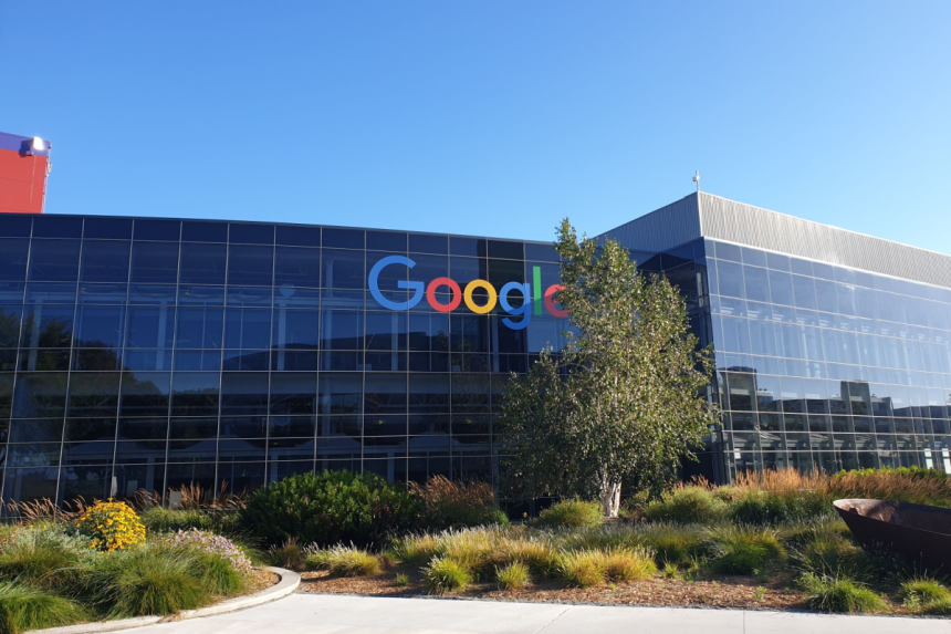 google-and-xreal-reveal-project-aura,-a-new-class-of-xr-glasses