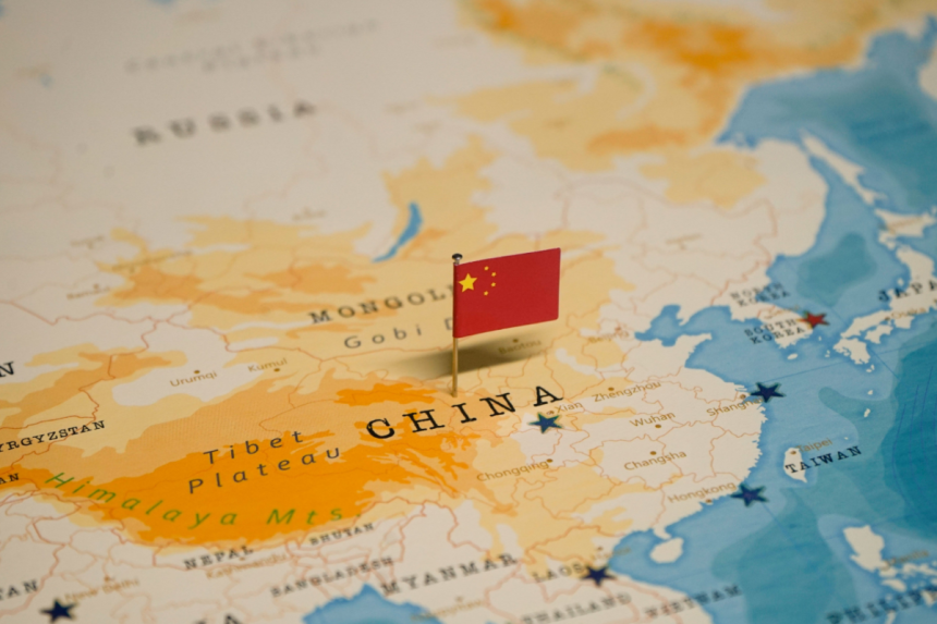 japan-china-tensions-deepen-after-takaichi’s-taiwan-remarks