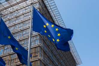 eu-parliament-blocks-vote-on-us-trade-deal-amid-trump-threats