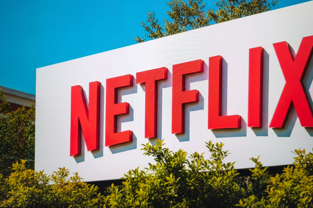 netflix-switches-to-all-cash-bid-for-warner-bros.-and-hbo