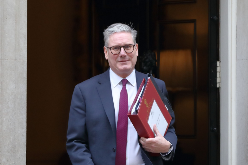 uk-prime-minister-keir-starmer-begins-landmark-visit-to-china