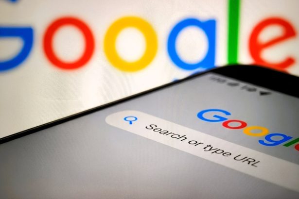 google-tests-ai-rewrites-of-headlines-in-search